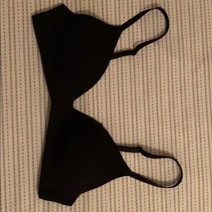 Victoria Secret Wireless Bra